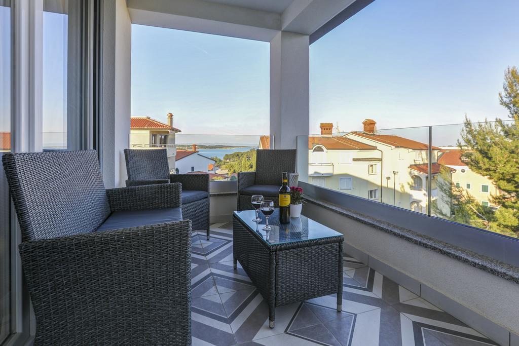 Viras Luxury Holiday Премантура Екстериор снимка